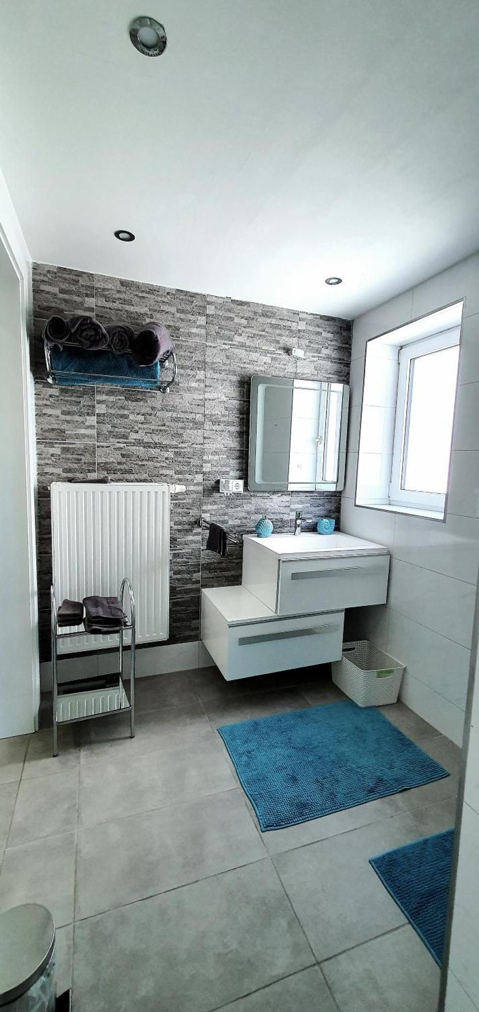 3-zimmer- In Traun, Naehe Und Wels Appartement